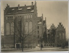 [Uniwersytet Mikołaja Kopernika w Toruniu: budynek Collegium Maius ok. 1955 r.]