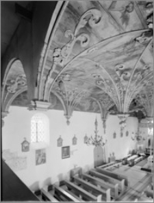 Brzesko k/Pyrzyc (woj. szczecińskie). Wnętrze Kościoła Parafialnego p.w. Narodzenia NMP