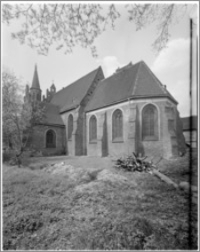 Bydgoszcz. Kościół Garnizonowy pw. Matki Bożej Królowej Pokoju. Widok od strony południowo-wschodniej