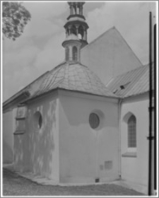 Chęciny. Kościół parafialny św. Bartłomieja Apostoła. Kaplica Fodygów-widok zewnętrzny