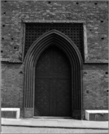 Stargard Szczeciński. Kościół parafialny [ob. Kolegiata NMP Królowej Świata]. Portal główny (zachodni)