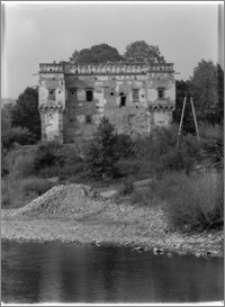 Szymbark (powiat gorlicki). Kasztel szlachecka Gładyszów. Widok od strony południowej