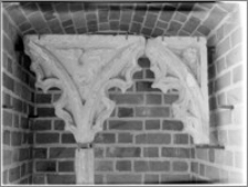 Malbork. Zespół zamkowy. Lapidarium - fragment